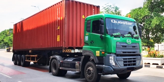 Perbedaan Truk Engkel dengan Truk Tronton Menyesuaikan Kebutuhan Angkutan Anda